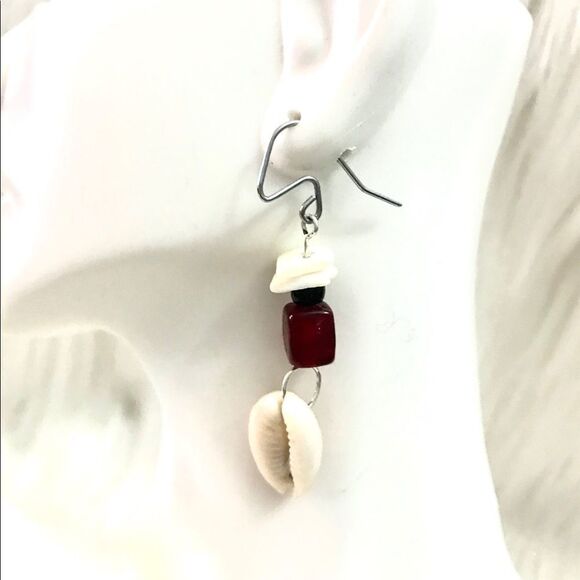 Beaded Shell Earrings  - Picture 1 of 1